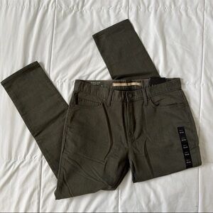 NEW Men’s Banana Republic Skinny Travel Jeans